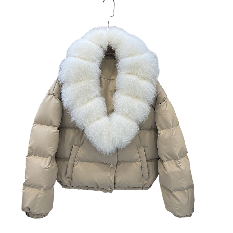 Daunenjacke mit Pelzkragen