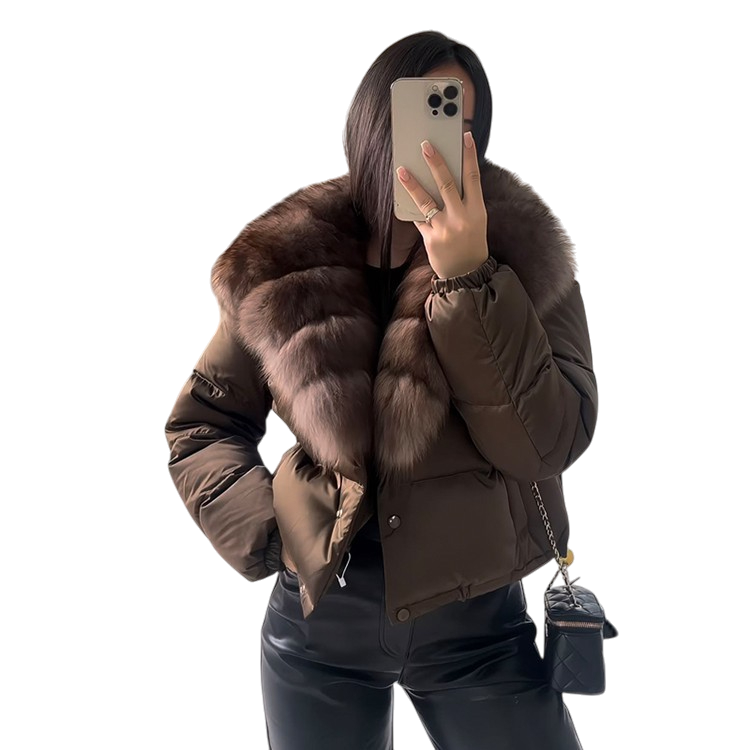 Daunenjacke mit Pelzkragen